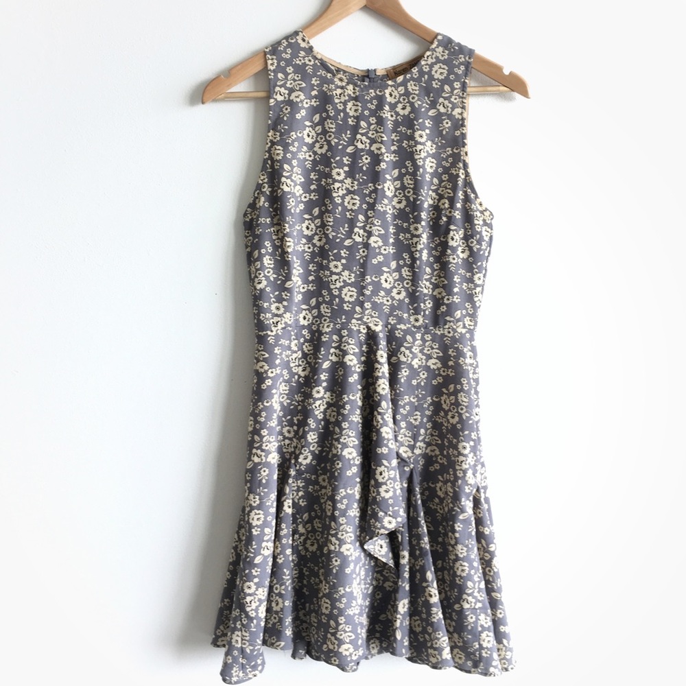 Grey Floral A Line Skater Dress in XS
